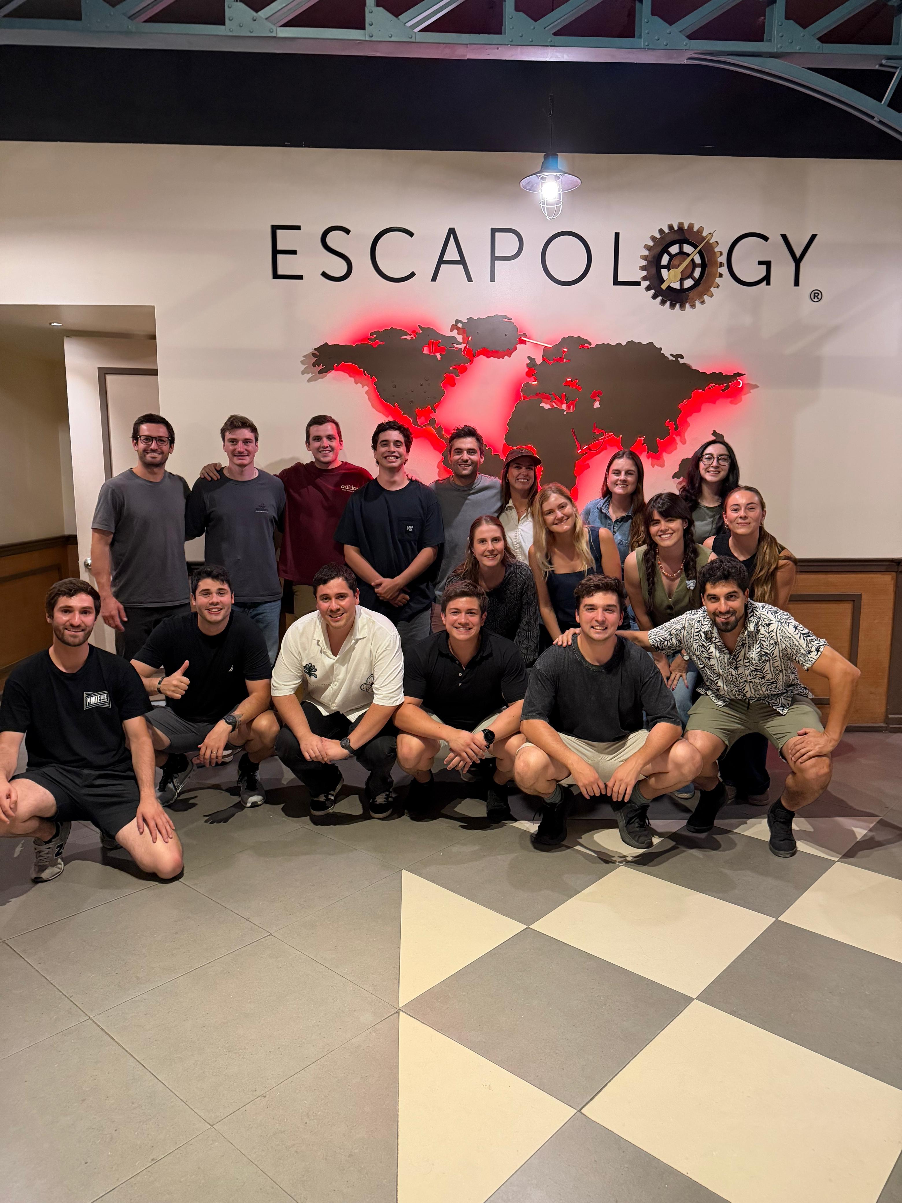 Equipo de Plutto en escape room